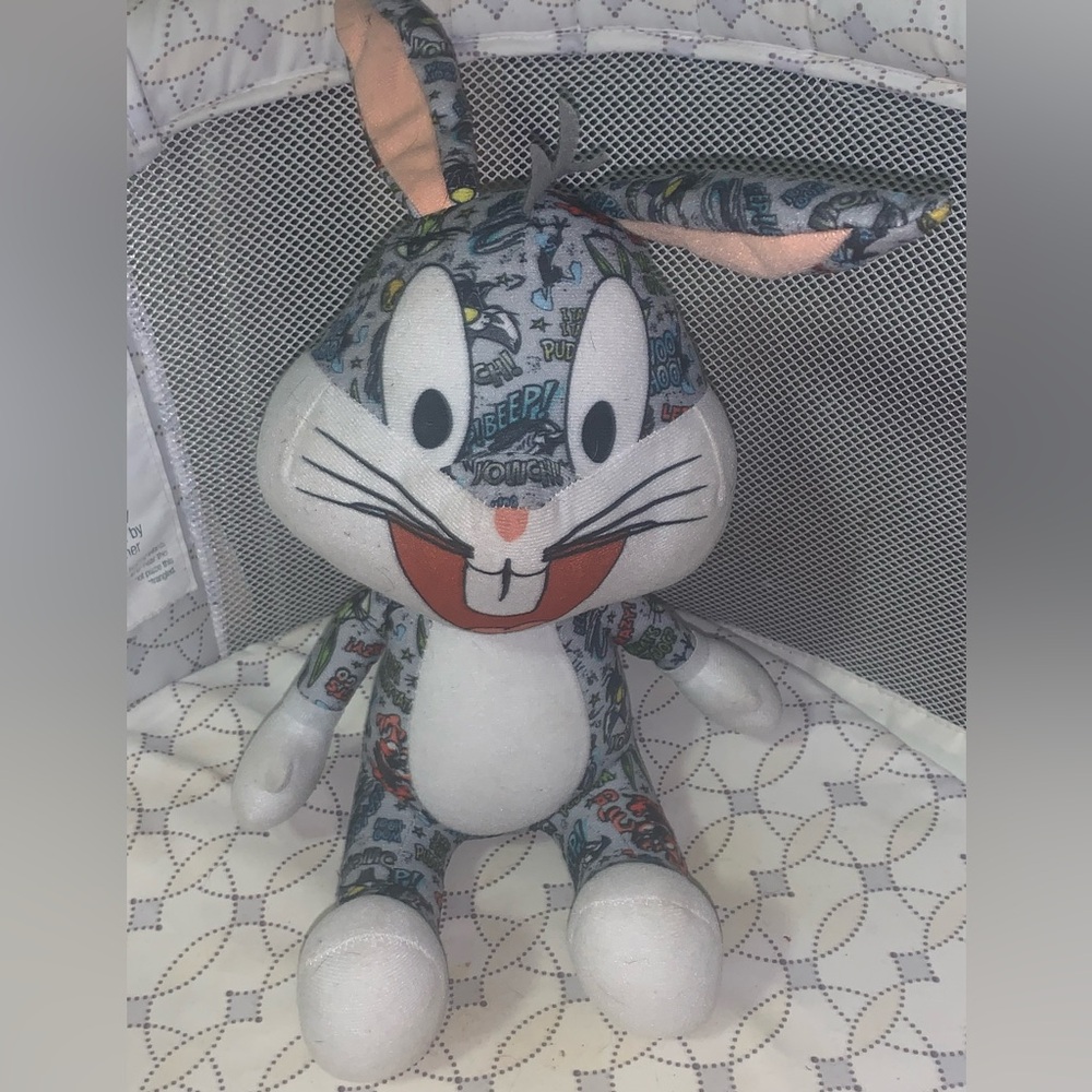 Bugs Bunny Plush Toy 10 inch Special Edition Looney Tunes Gently Used Smoke Free